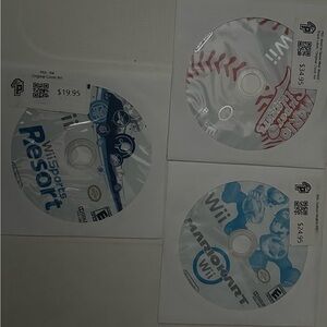Nintendo Wii Sports Resort, Mario Sluggers & Mario Kart Wii Disc Set